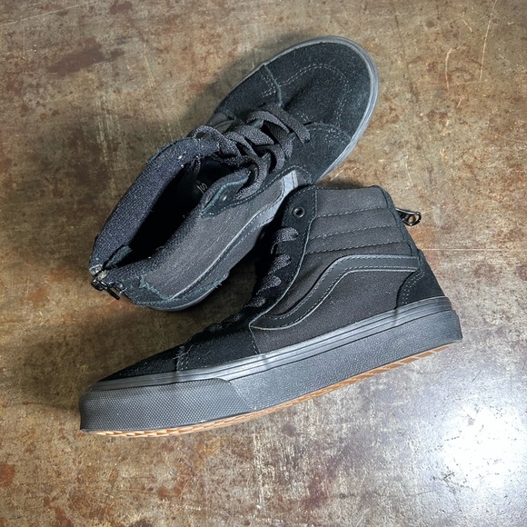 Vans Kid’s Filmore Hi Zipper Lace Up Front Black on Black Suede Canvas Skate - Picture 9 of 12